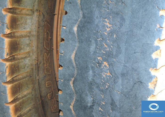 Município não leva todos veículos para a praça por falta de pneus - Imagem 92