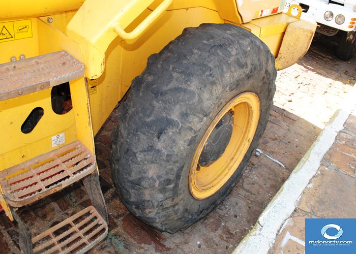 Município não leva todos veículos para a praça por falta de pneus - Imagem 94