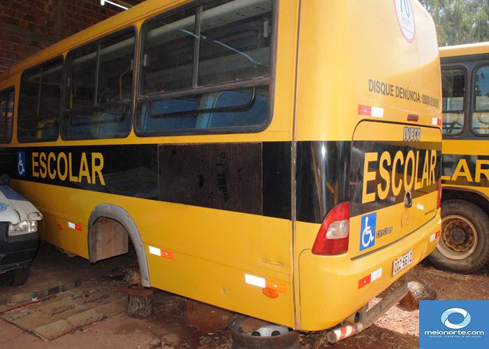 Município não leva todos veículos para a praça por falta de pneus - Imagem 135