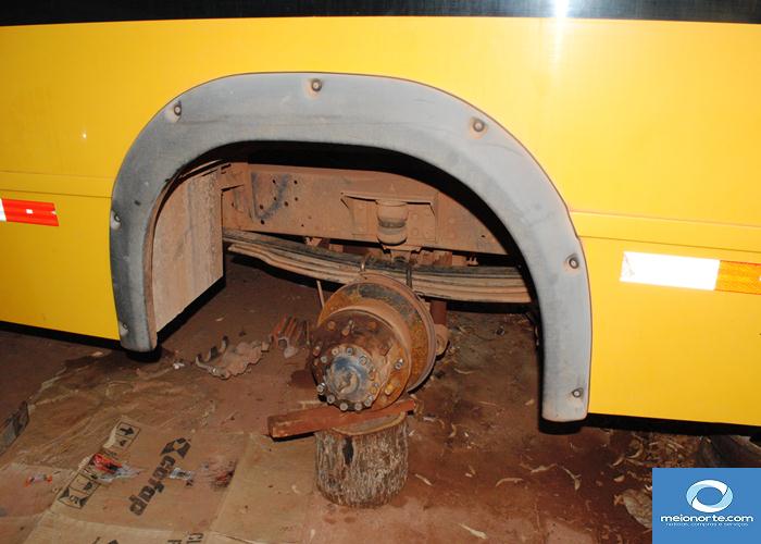 Município não leva todos veículos para a praça por falta de pneus - Imagem 136