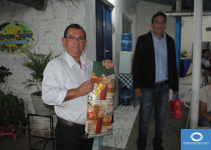 Confraternização e troca de presentes fecha o trabalho de transição - Imagem 44