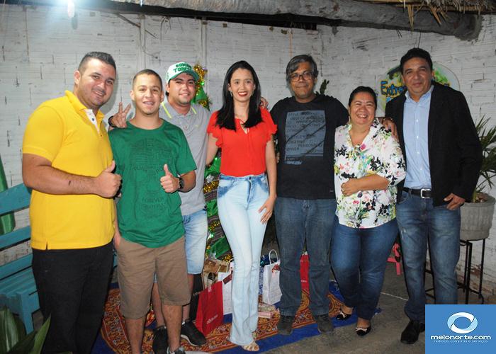 Confraternização e troca de presentes fecha o trabalho de transição - Imagem 16