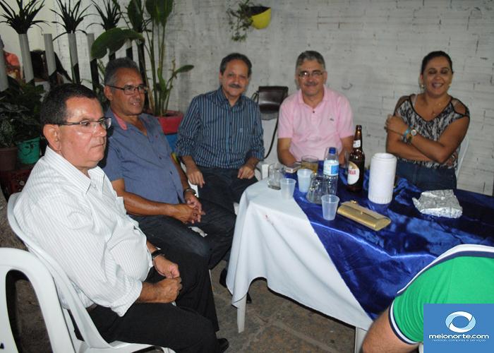 Confraternização e troca de presentes fecha o trabalho de transição - Imagem 65