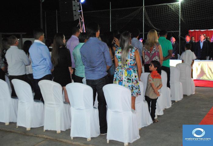 Em Sessão Solene Elizabete Brandão recebe Título de Cidadã Lagoense - Imagem 21