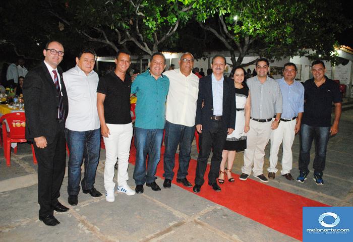 Em Sessão Solene Elizabete Brandão recebe Título de Cidadã Lagoense - Imagem 46