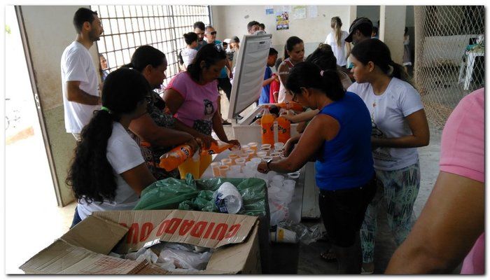 Crianças de Inhuma ganham presentes de um natal para todos  - Imagem 12