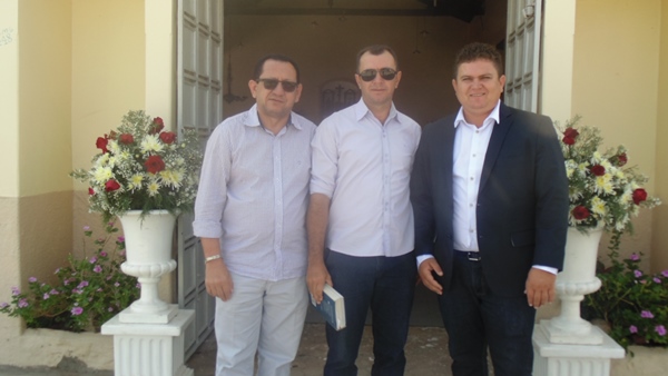 Prefeito eleito Tairo Mesquita participa de missa em Ação de Graças - Imagem 11