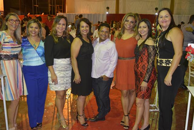 Colégio São Francisco encerra ano letivo com grande festa   - Imagem 41