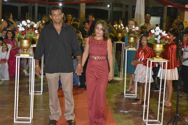 Colégio São Francisco encerra ano letivo com grande festa   - Imagem 14