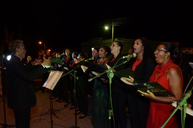 Prefeitura Inaugura Decoração Natalina - Imagem 120