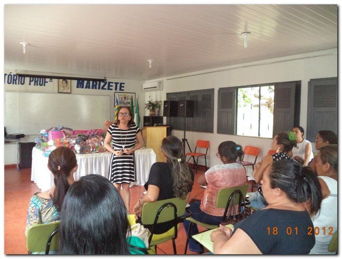 Secretária Municipal de Educação realiza reunião com gestores - Imagem 3