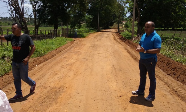 Prefeitura de Lagoinha começa recupera estrada Vicinal - Imagem 14