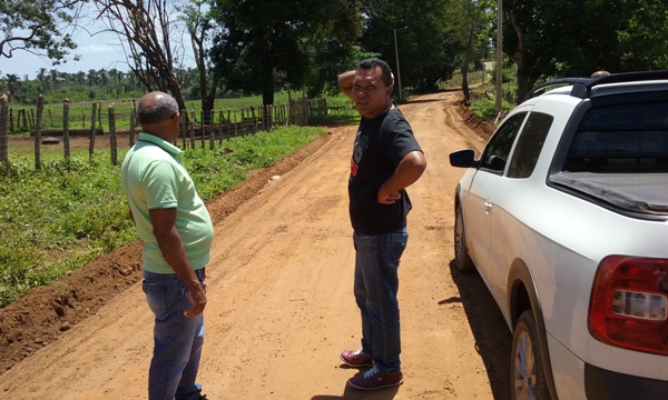 Prefeitura de Lagoinha começa recupera estrada Vicinal - Imagem 11