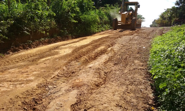 Prefeitura de Lagoinha começa recupera estrada Vicinal - Imagem 4