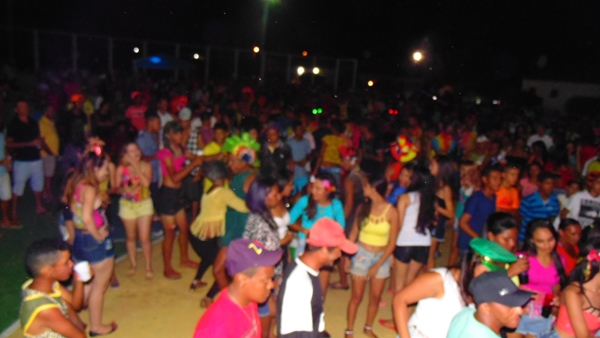 David e forró da ostentação animam ultima noite de carnaval - Imagem 30