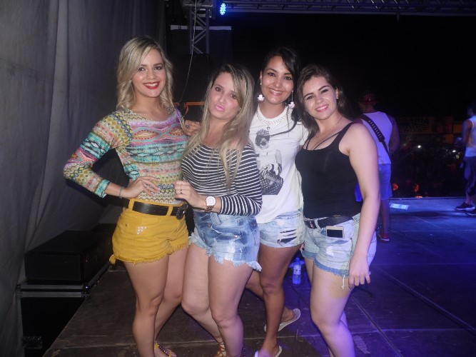 Veja fotos da 3ª e 4ª noites do Carnaval em União - Imagem 4