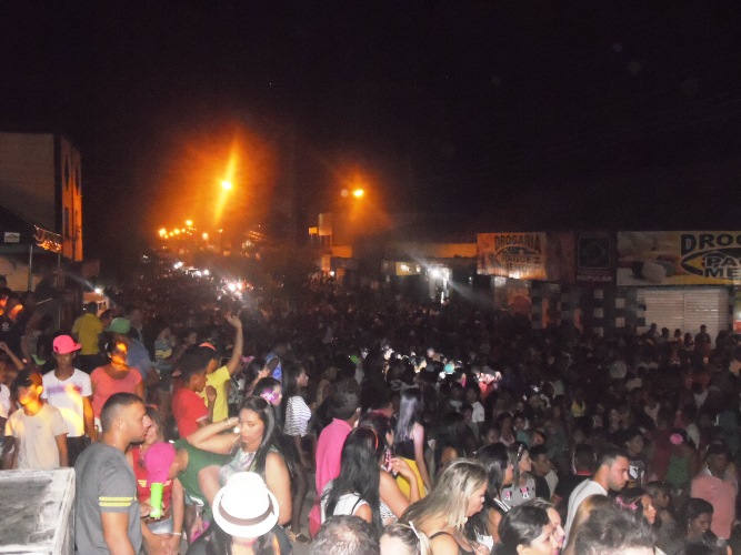 Veja fotos da 3ª e 4ª noites do Carnaval em União - Imagem 7