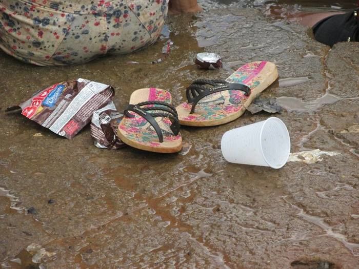 Alerta aos banhistas que deixam sujeira as margens dos banhos - Imagem 8