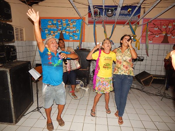 Social realiza Carnaval dos Idosos em Lagoinha - Imagem 7