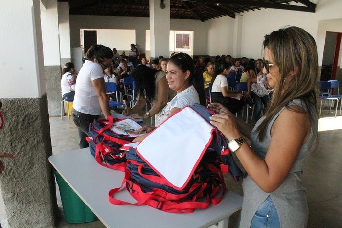 Escolas da Rede Municipal de Ensino iniciam suas atividades - Imagem 1