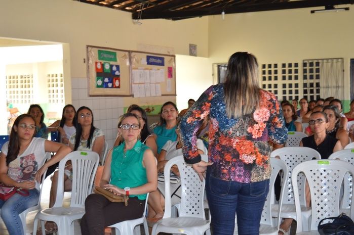Formação aos Professores e coordenadores da rede municipal  - Imagem 12