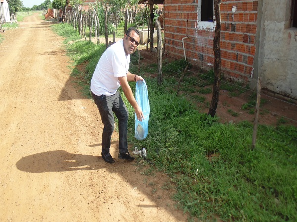 Mais de trezentas pessoas participam de mutirão em combate ao Aedes - Imagem 9