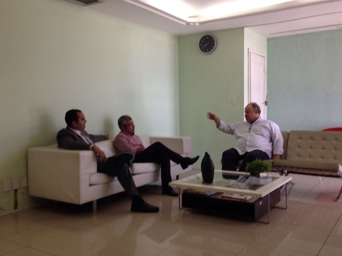 Prefeito Edílson Capote solicita sinalização de vias públicas - Imagem 2