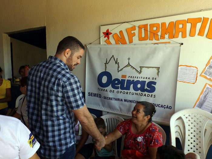 Povoado Chapada das Contendas recebe estrada e escola reformadas - Imagem 14