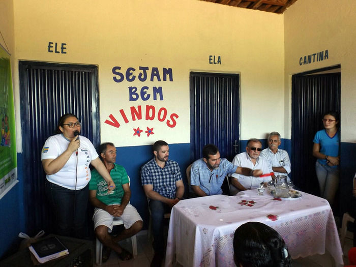 Povoado Chapada das Contendas recebe estrada e escola reformadas - Imagem 6