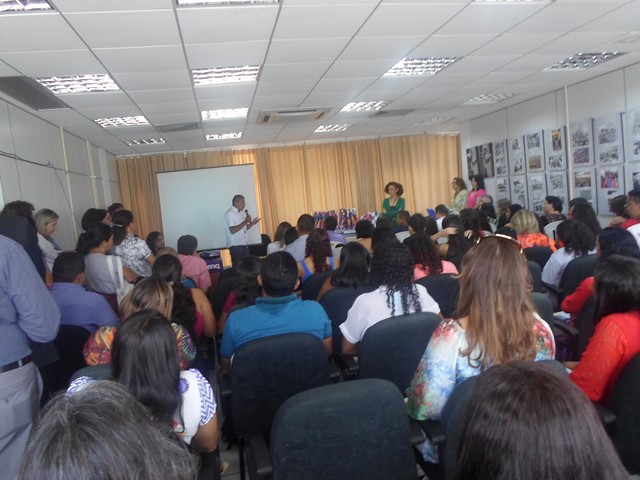 Escola Municipal Treze de Maio Recebe Premiação - Imagem 3