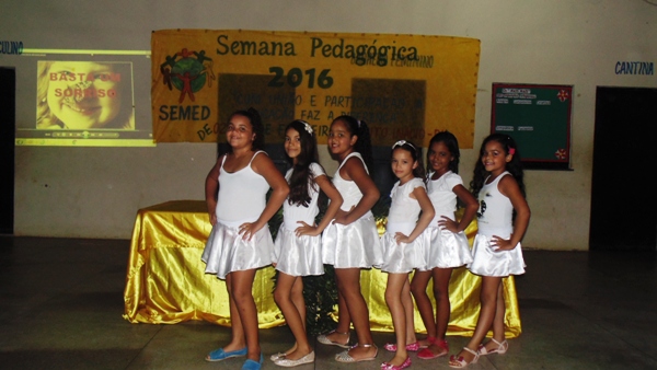 Secretaria municipal de educação realiza semana pedagógica   - Imagem 1