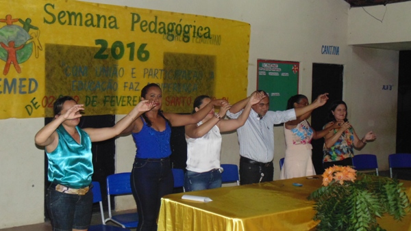 Secretaria municipal de educação realiza semana pedagógica   - Imagem 23