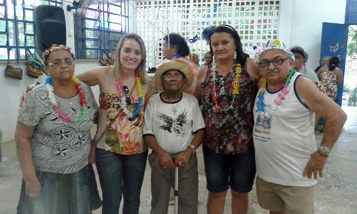 Clube da Melhor Idade de Oeiras realiza Baile do Havaí - Imagem 28