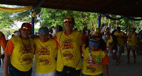 Carnaval da terceira idade empolga participantes! - Imagem 1