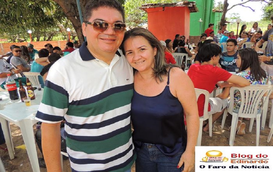 Raimundo Nonato recepciona amigos em comemoração de aniversário