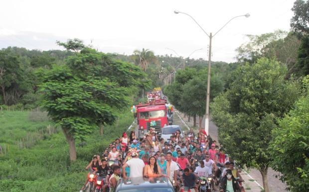 Muita alegria no carnaval de N. S. dos Remédios! - Imagem 6