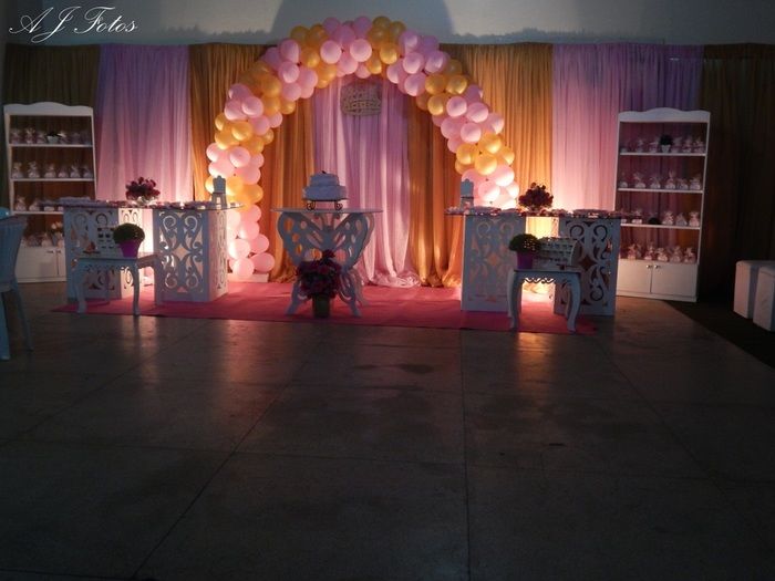 Família e amigos comemoraram os 15 anosda Jovem Elaine - Imagem 25