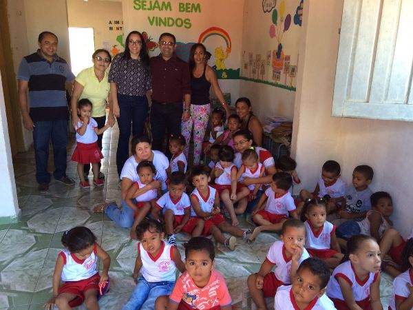 Prefeito Auro faz visitas a creche Tia Loura e escola do Maternal  - Imagem 8