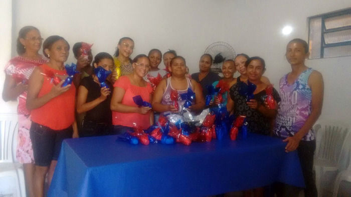 Ovos de Páscoa são produzidos em oficina em Oeiras - Imagem 8