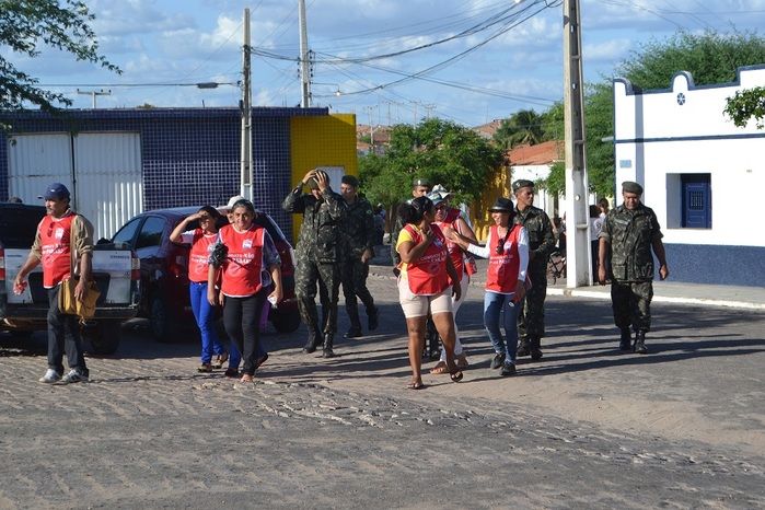 Prefeitura realiza grande mobilização contra o Aedes aegypti - Imagem 29