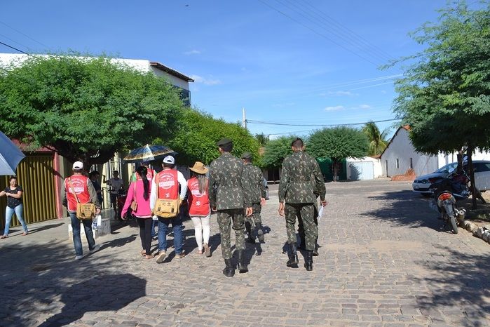 Prefeitura realiza grande mobilização contra o Aedes aegypti - Imagem 19