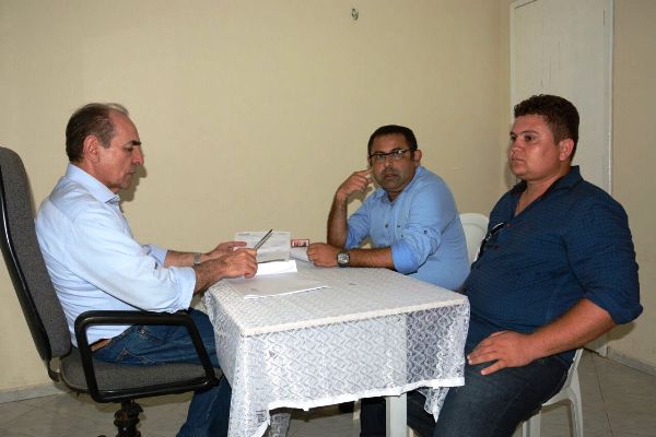 Prefeito busca recursos junto ao Ministro da Saúde - Imagem 1