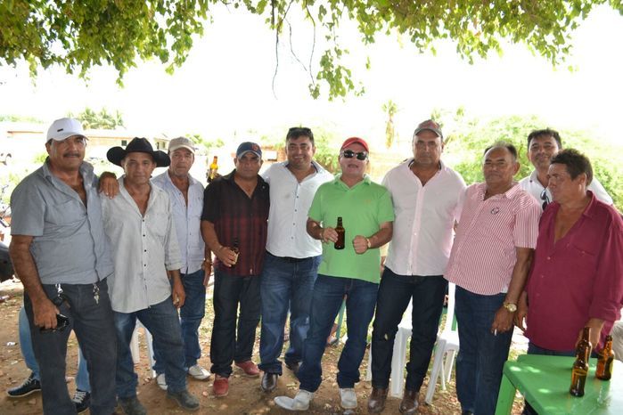 Ex vereador Manoel Filho realiza churrasco de comemoração - Imagem 12