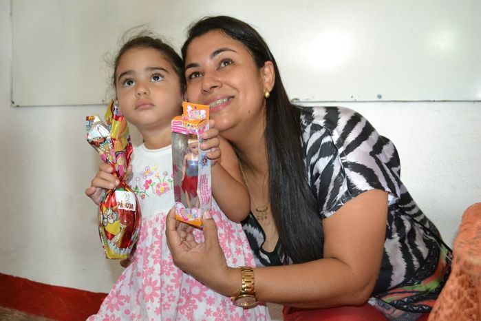 Primeira dama faz entrega de ovos da páscoa em zona rural - Imagem 15