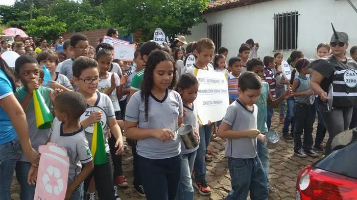 Escola Raimunda Lili realiza caminhada de conscientização  - Imagem 9