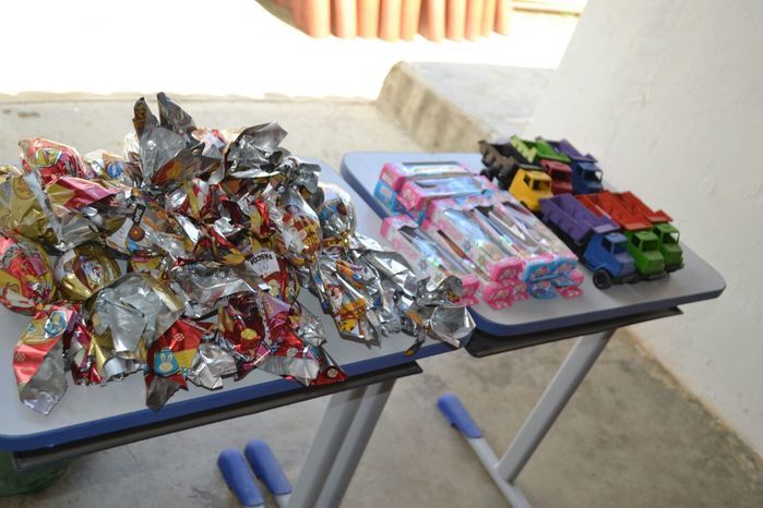 Primeira dama faz entrega de ovos da páscoa em zona rural - Imagem 12