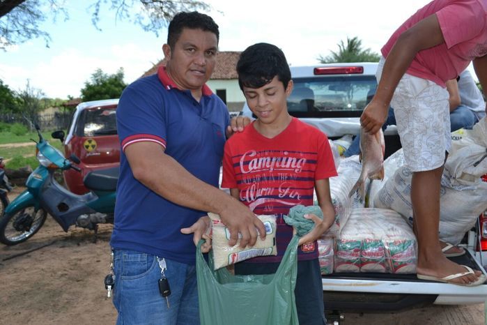 Prefeitura de Alegrete distribui peixes para a população - Imagem 23
