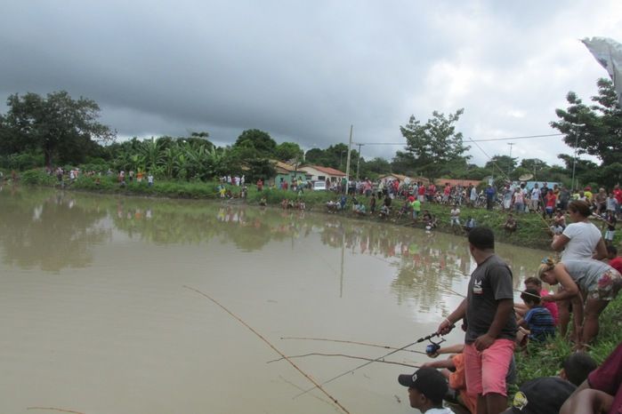 Pesca coletiva movimenta a Sexta-feira Santa em Agricolândia - Imagem 12