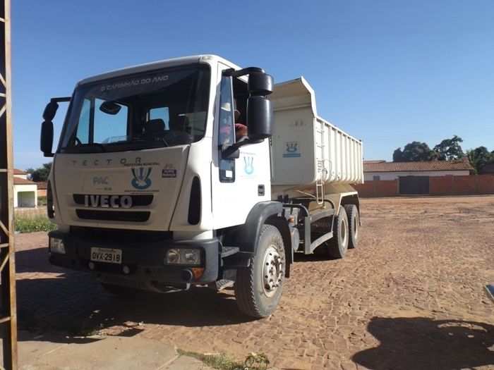 Prefeitura intensifica trabalho de combate ao mosquito Aedes Aegypt - Imagem 2