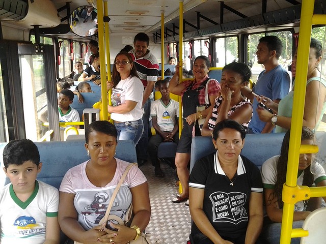 Escola Municipal Liberato Vieira Realiza Aula de Campo - Imagem 7